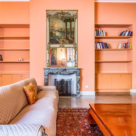 Apartment Sarpi Milan